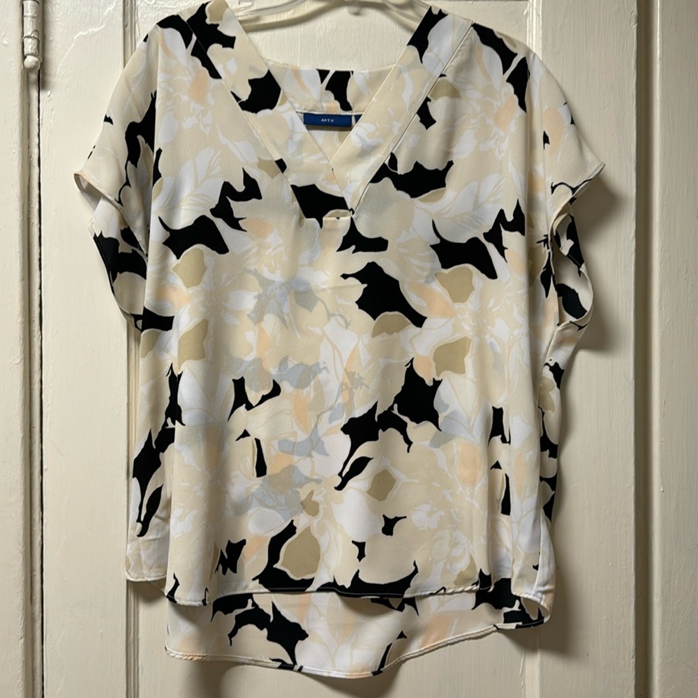 Apt. 9 Floral Blouse